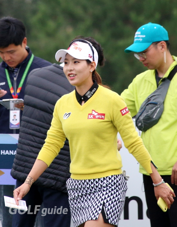 하나금융그룹 챔피언십 2R 김자영2