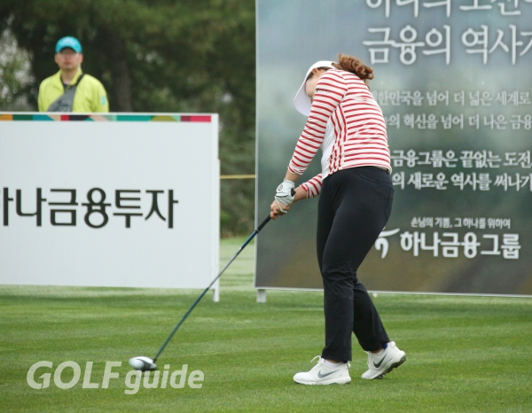하나금융그룹 챔피언십 2R 박소연 티 샷