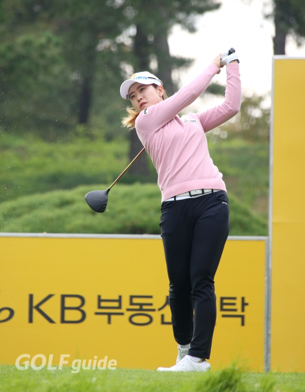 KB금융 스타챔피언십 1R 박민지 티 샷