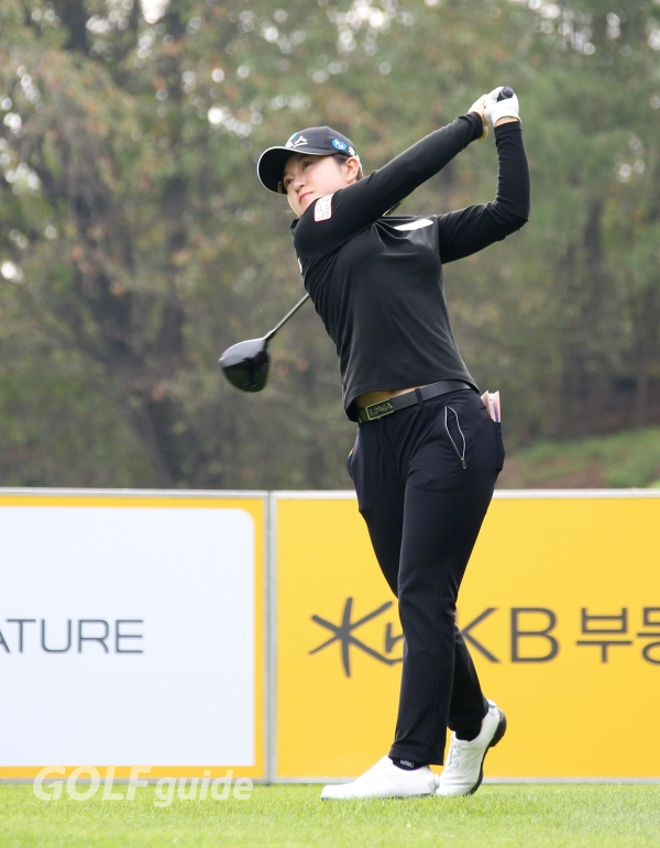 KB금융 스타챔피언십 1R 이승연 티 샷