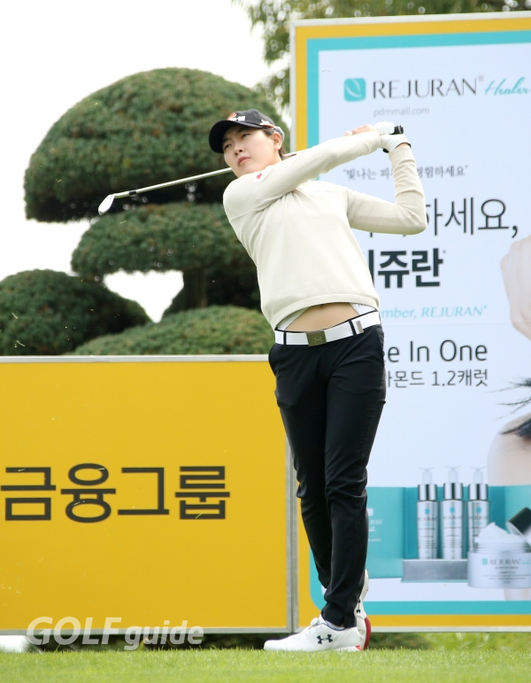 KB금융 스타챔피언십 1R 이정민 아이언 티 샷