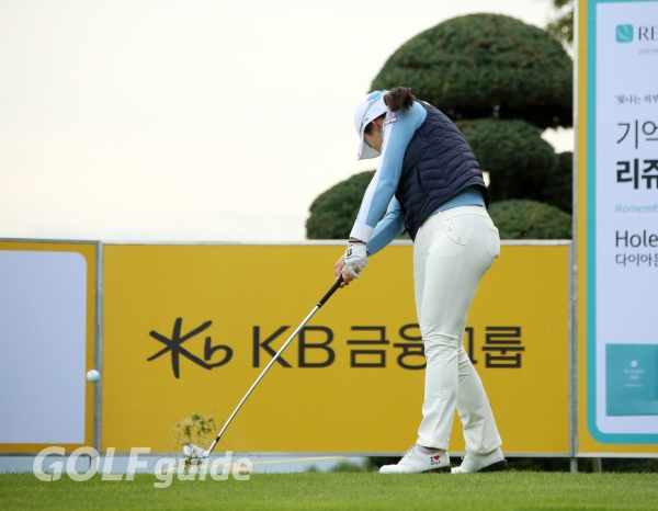 KB금융 스타챔피언십 2R 지한솔 아이언 티 샷