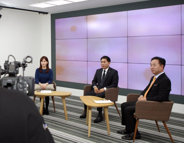 사진 = 한케이골프 전대만회장 방송스튜디오 인터뷰장면