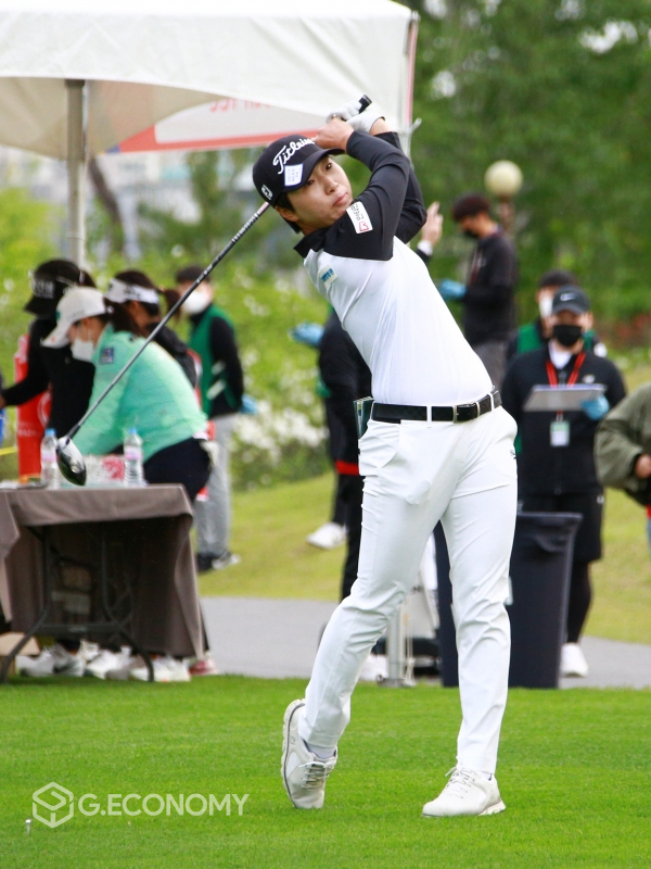 제42회 KLPGA 챔피언십 1R 김지수 티 샷