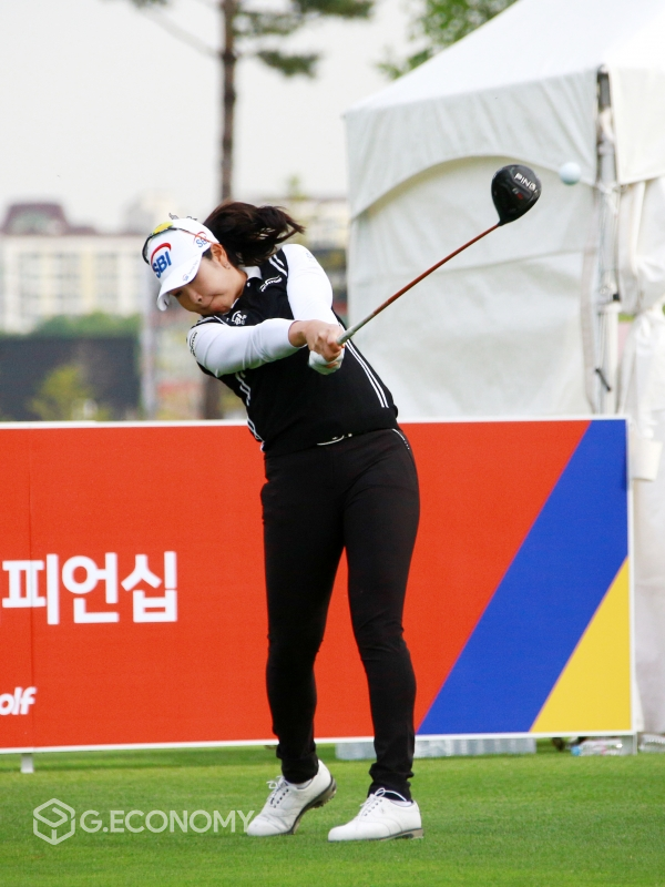 제42회 KLPGA 챔피언십 1R 김아림 티 샷