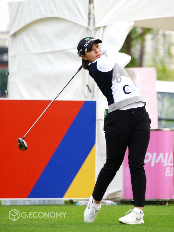 제42회 KLPGA 챔피언십 이지현3 티 샷