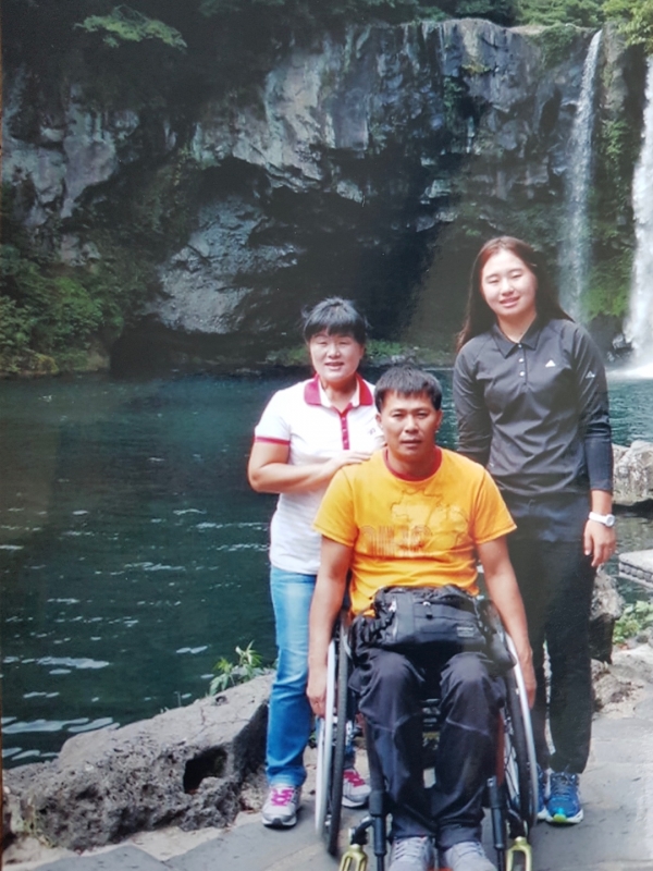 이정은6와 부모님