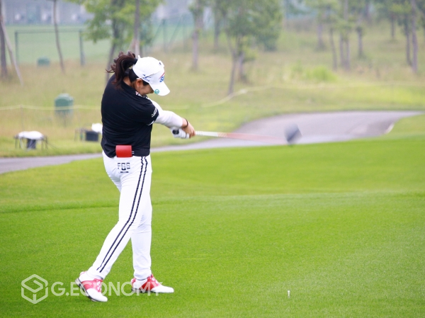 기아자동차 제34회 한국여자오픈 골프선수권대회 1R 김아림 티 샷