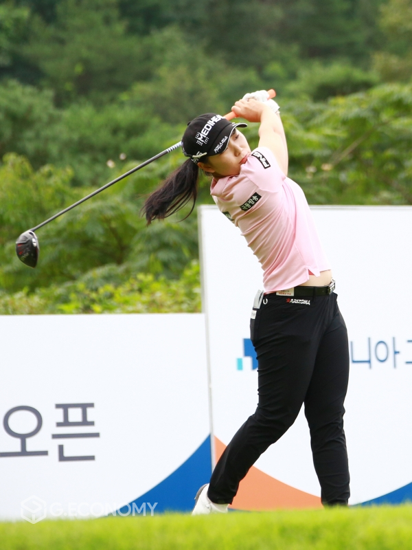 2020 대유위니아 MBN 여자오픈 공식연습라운드 이다연 티 샷