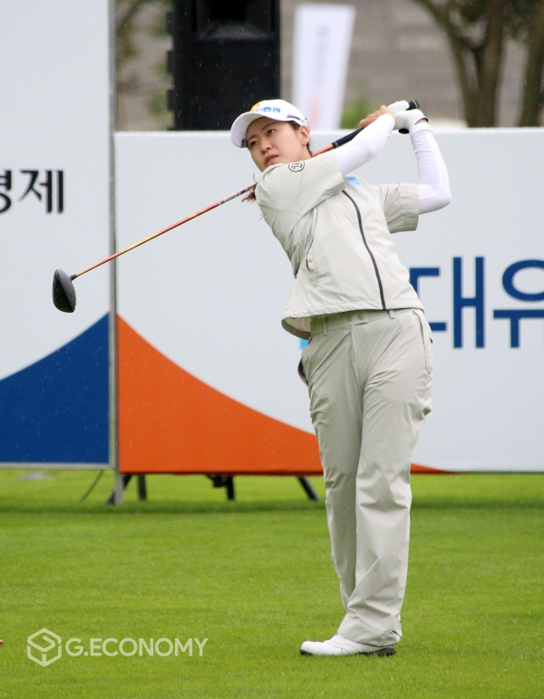 2020 대유위니아 MBN 여자오픈 1R 박민지 10번홀 티 샷