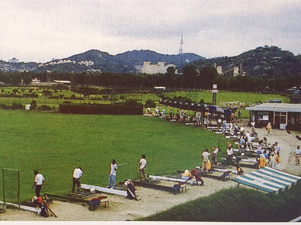 덕마골프구락부 전경 (출처: 『사진으로 보는 한국골프사』, 2006, 대한골프협회)