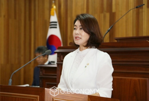정은교 충북 영동군의회 부의장.