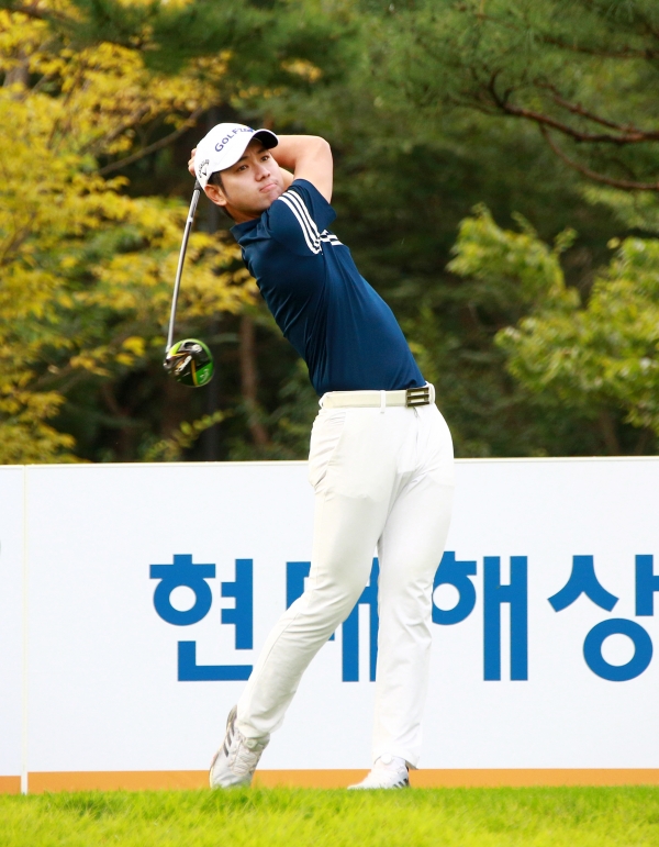 현대해상 최경주 인비테이셔널 2R 최호영 티 샷