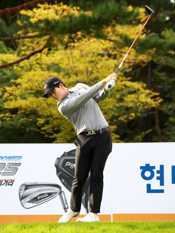 현대해상 최경주 인비테이셔널 2R 김민규 티 샷