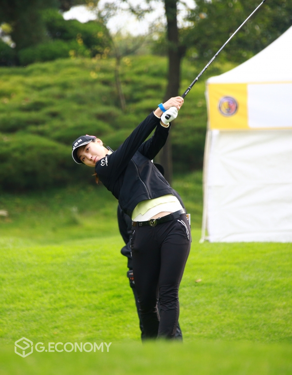 KB금융 스타챔피언십 공식연습 강지선 티 샷