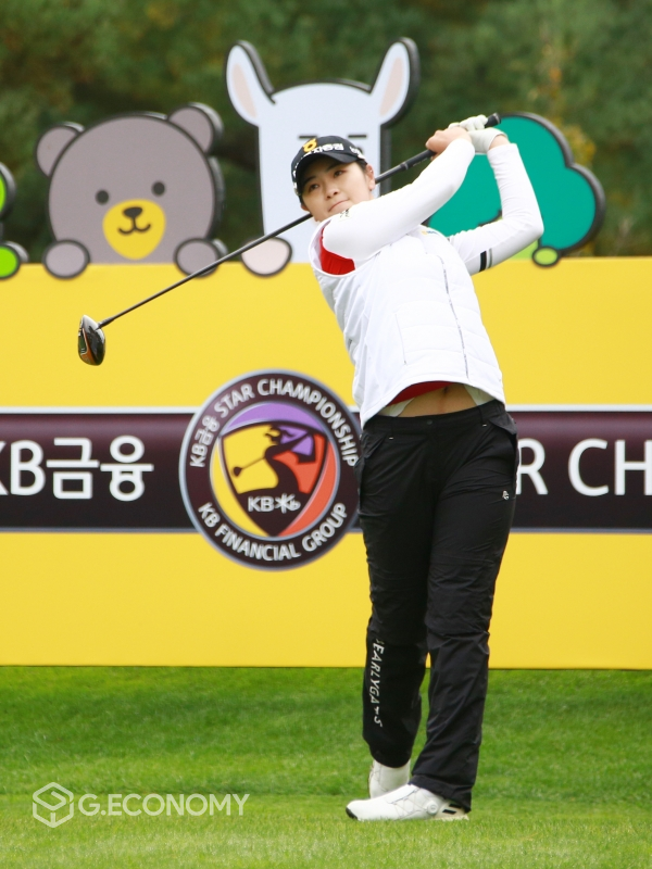 KB금융 스타챔피언십 2R 이가영 티 샷